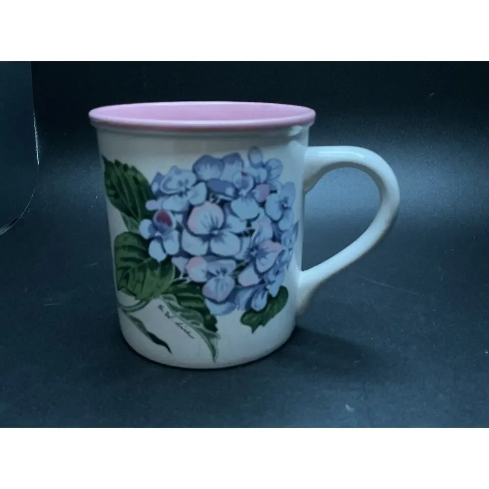 Vintage Potpourri Press Mugs - 1989 Hydrangea Floral, Set of 3.‎